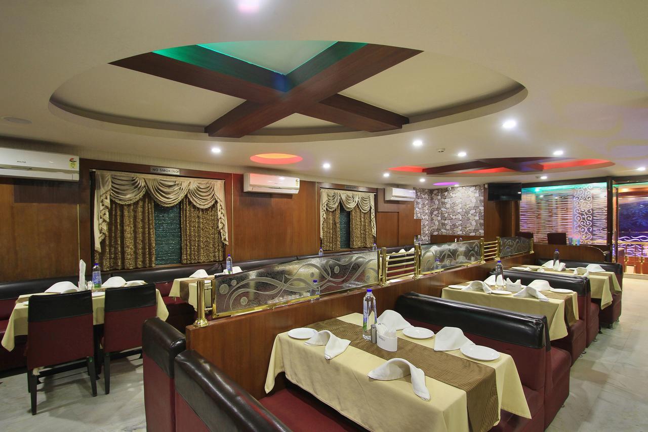 העיר בנגלור Oyo 6110 Thalassa Suites מראה חיצוני תמונה