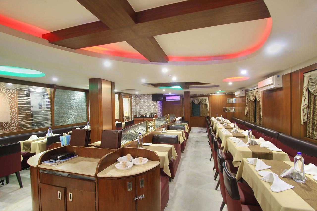 העיר בנגלור Oyo 6110 Thalassa Suites מראה חיצוני תמונה